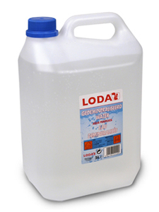 Demineral H2O gedemineral. water